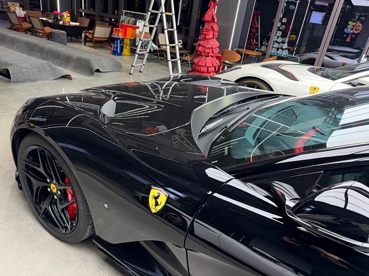 Ferrari 812 2017 6.5 L Superfast — фото 17