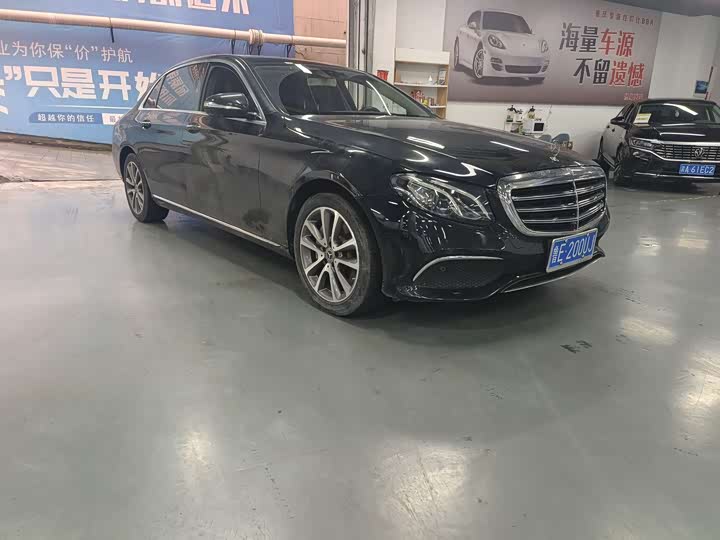 Mercedes-Benz E-Class 2019 E 300 L — фото 3
