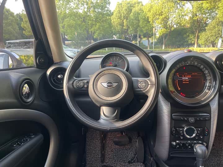 MINI Countryman — фото 11