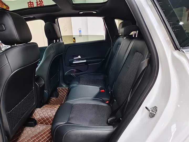 Mercedes-Benz B-Class 2021 B 200 — фото 9