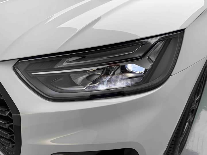 Audi Q5L Sportback 2021 40 TFSI Luxury — фото 10