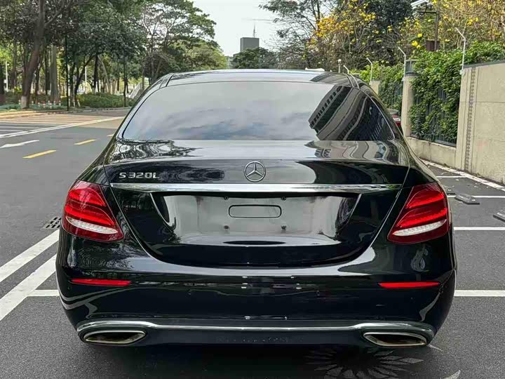 Mercedes-Benz E-Class 2017 E 320 L 4 MATIC — фото 5