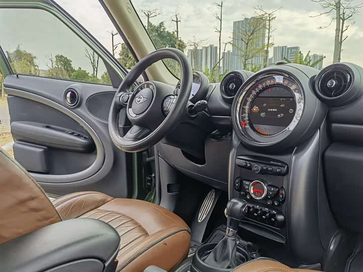 MINI Countryman — фото 10