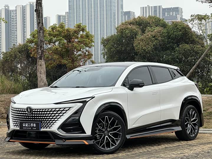 Changan UNI-T 2022 1.5 T — фото 1