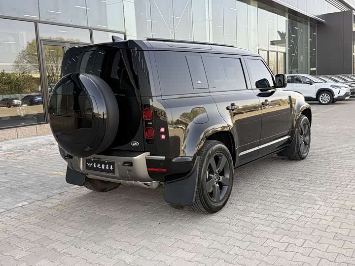 Land Rover Defender — фото 4