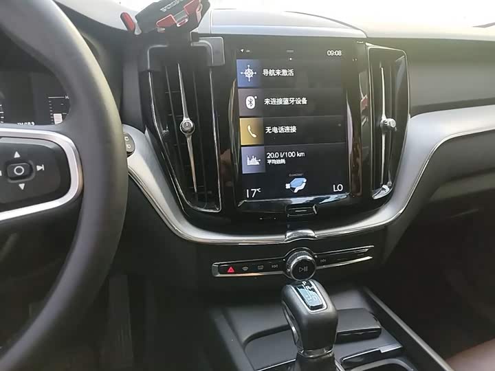 Volvo XC60 2021 T 5 4 WD — фото 20
