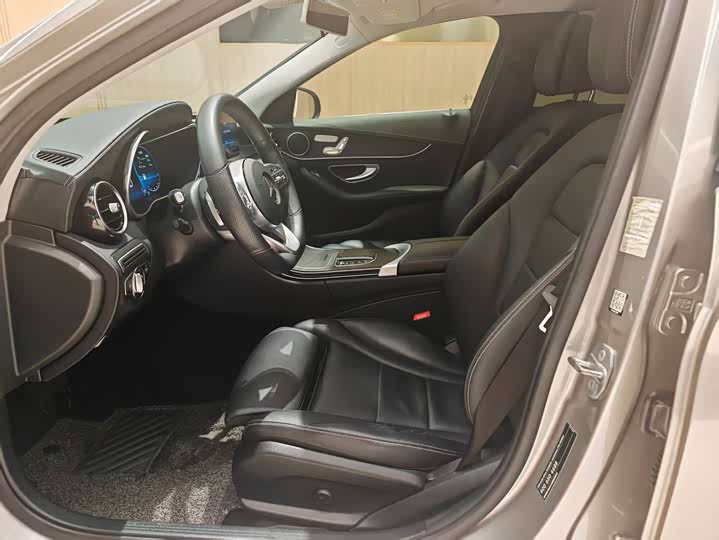 Mercedes-Benz C-Class 2020 C 260 L — фото 4