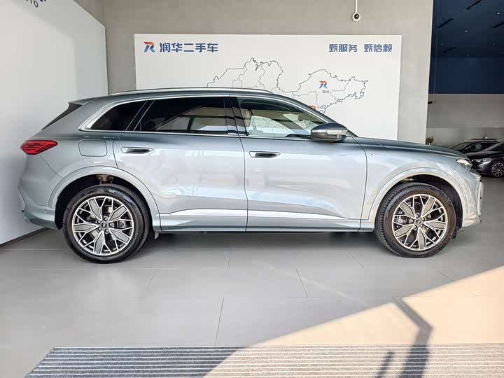 Audi Q5L 2026 2.0 T Luxury — фото 3