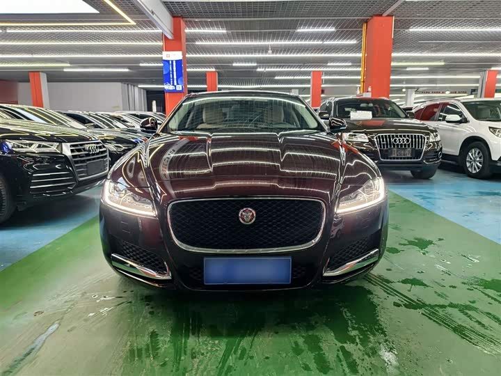 Jaguar XFL 2018 XFL 2.0 T 250 PS — фото 8