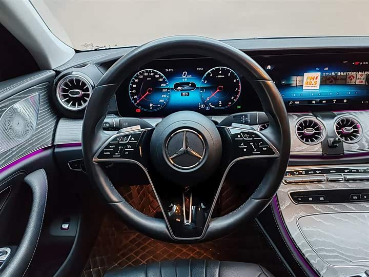 Mercedes-Benz CLS 2023 CLS 300 — фото 10