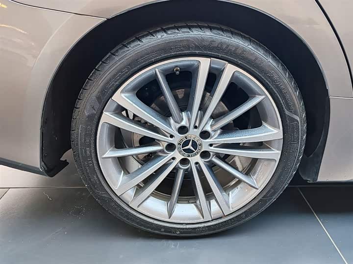 Mercedes-Benz CLS 2023 CLS 300 — фото 15