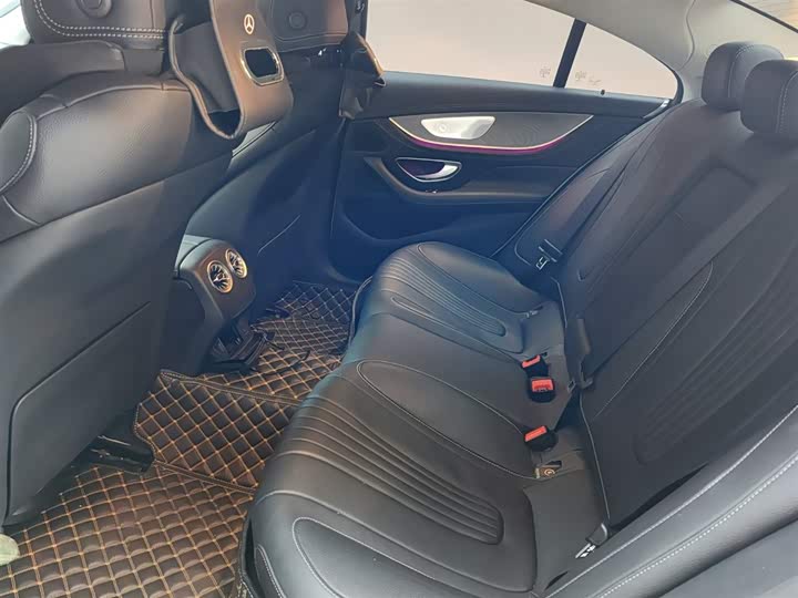 Mercedes-Benz CLS 2023 CLS 300 — фото 18