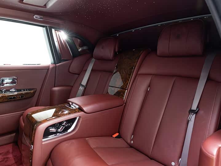 Rolls-Royce Phantom — фото 11