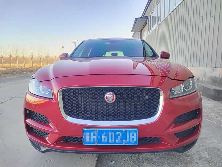 Jaguar F-PACE 2016 2.0 T 2 WD — фото 2