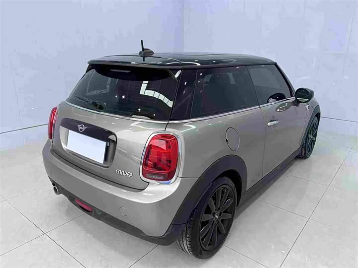 MINI Hatch — фото 5