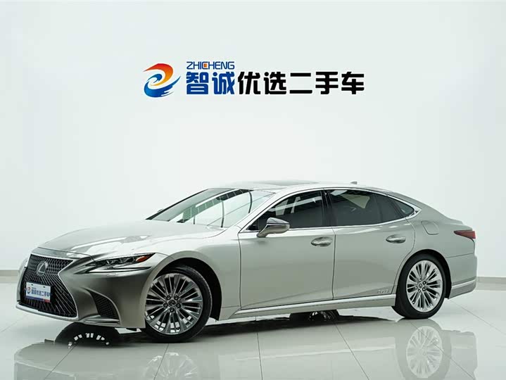 Lexus LS 2018 500h V — фото 1