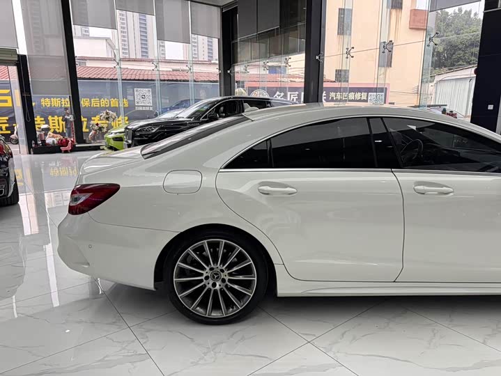 Mercedes-Benz CLS 2017 CLS 260 — фото 26