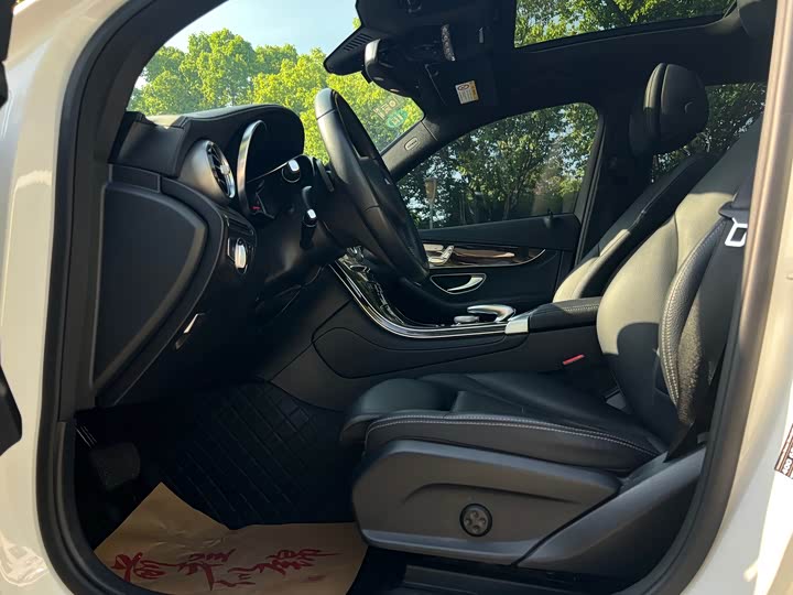 Mercedes-Benz GLC 2017 GLC 260 4 MATIC — фото 11
