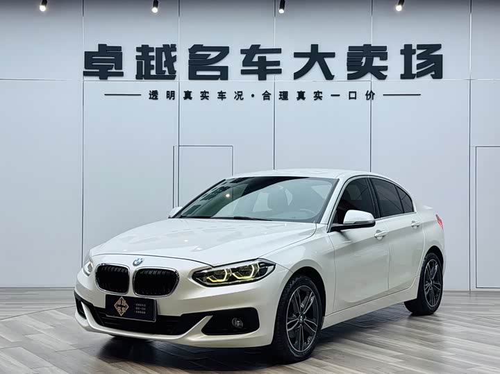 BMW 1-Series 2019 118i — фото 1