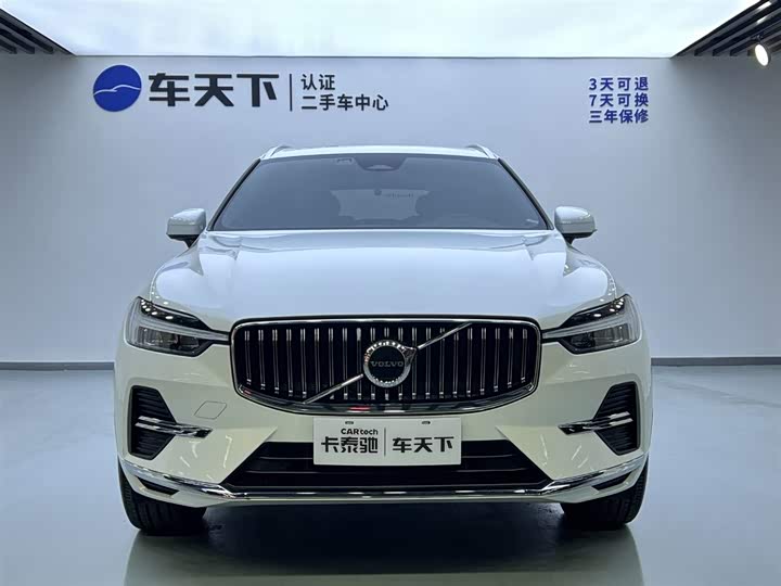 Volvo XC60 2022 B 5 4 WD — фото 3