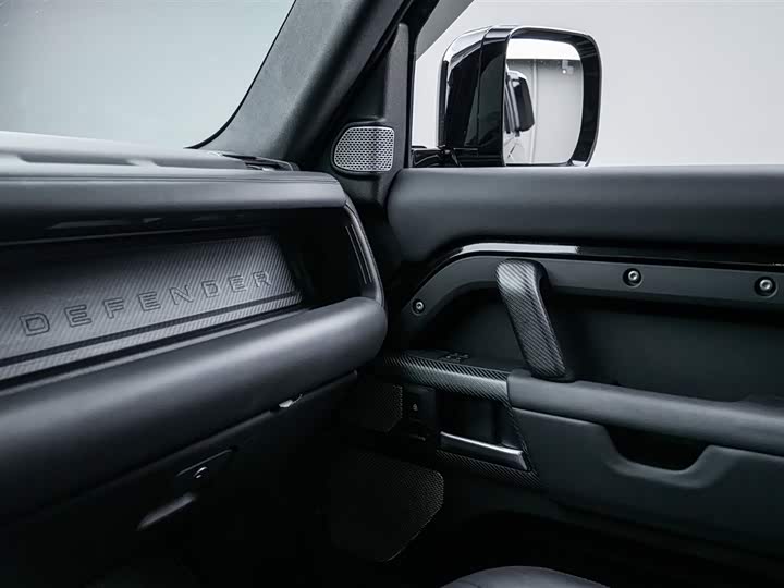 Land Rover Defender — фото 23