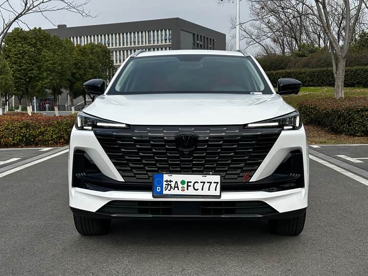 Changan CS55 PLUS 2022 1.5 T DCTPremium — фото 2