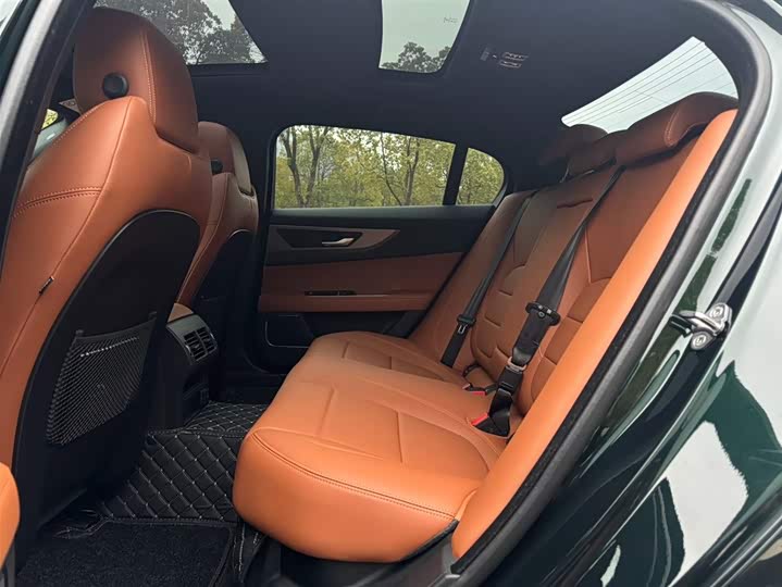 Jaguar XEL 2023 2.0 T 250 PS R-DYNAMIC S — фото 12