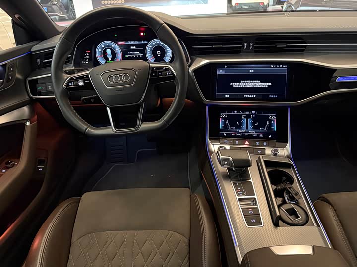 Audi A7L 2022 45 TFSI quattro S-line — фото 10