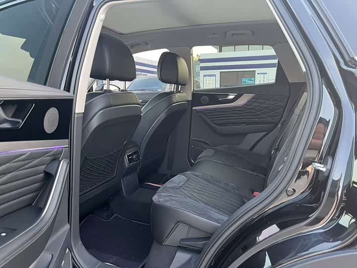 Hongqi HS5 2022 2.0 T 4 WD — фото 11
