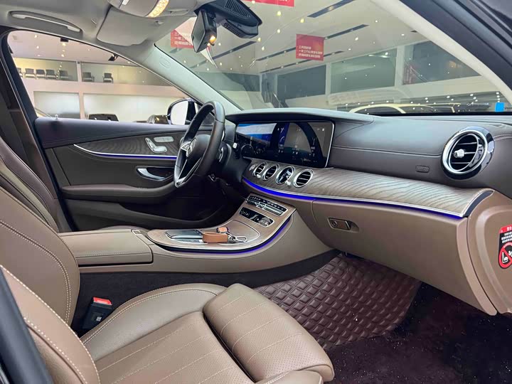 Mercedes-Benz E-Class 2024 E 260 L — фото 7