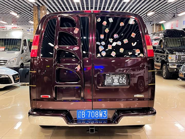 GMC SAVANA 2015 5.3 L 4 WD — фото 7