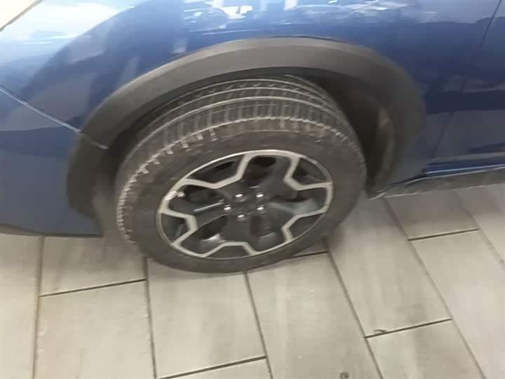 Subaru XV 2014 2.0i — фото 23