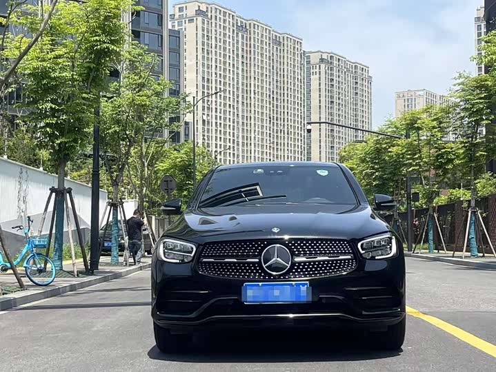 Mercedes-Benz GLC 2020 GLC 300 4 MATIC SUV — фото 2