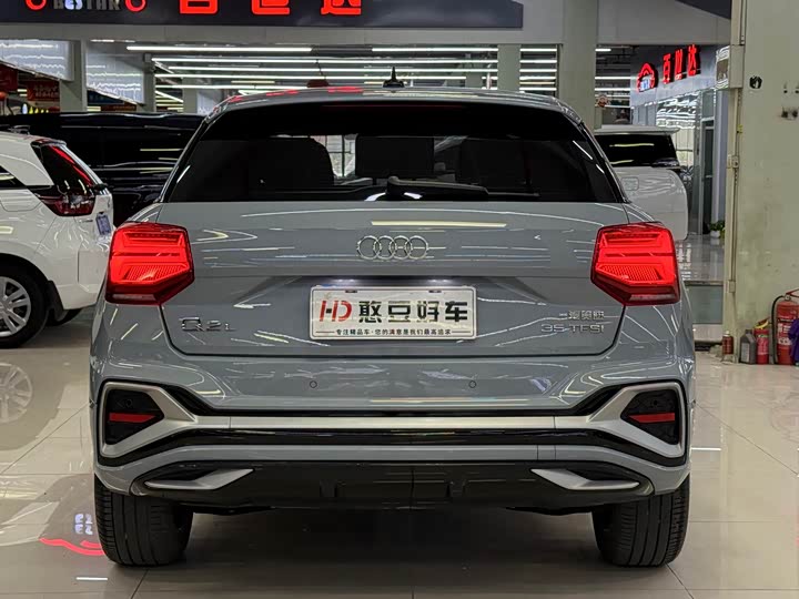 Audi Q2L 2022 35 TFSI — фото 18