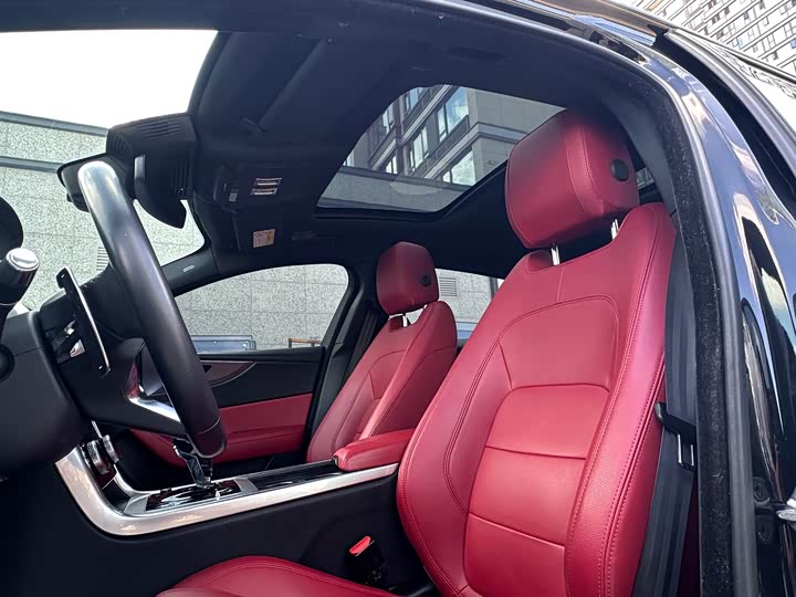 Jaguar XEL 2022 2.0 T 250 PS R-DYNAMIC S — фото 10