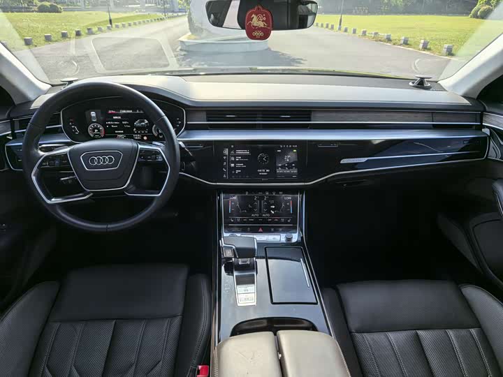 Audi A8 2021 A 8 L 55 TFSI quattro Premium — фото 11
