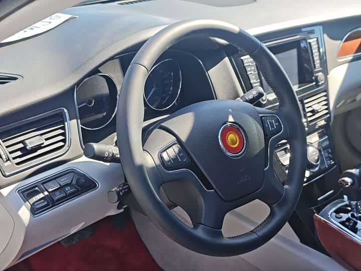 Hongqi H7 2015 2.0 T Luxury — фото 18