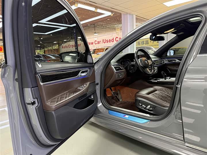 BMW 7-Series 2021 740 Li Leading M — фото 17