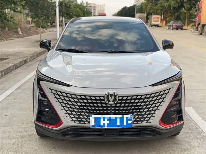 Changan UNI-T 2022 1.5 T Premium — фото 12