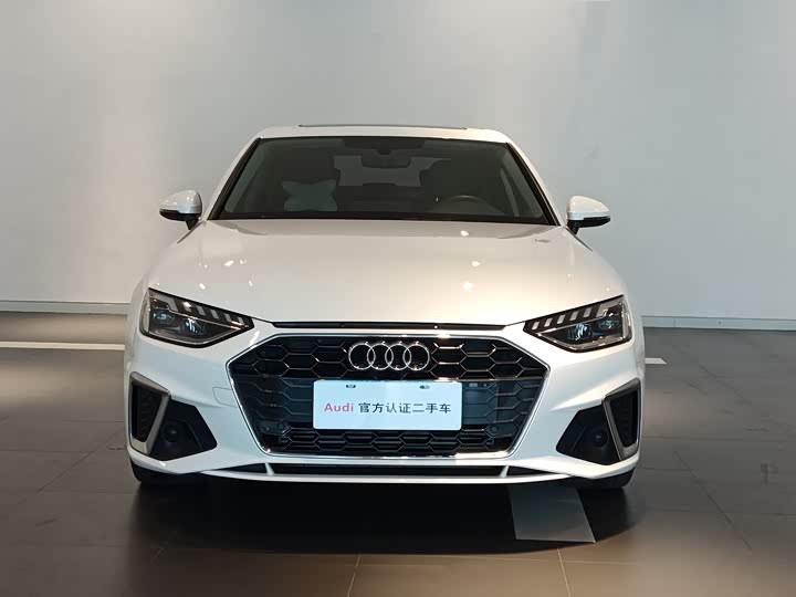 Audi A4L 2022 40 TFSI — фото 2