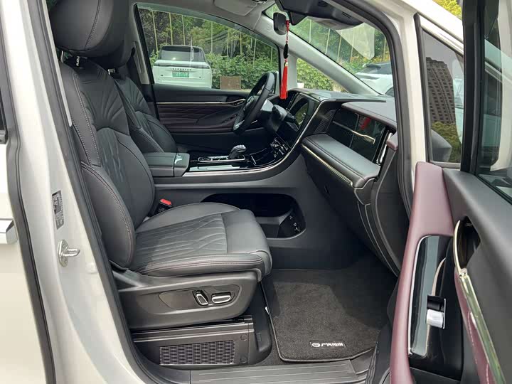 Trumpchi M8 2024 400 T — фото 16