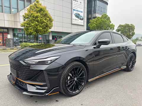 Changan UNI-V 2023 1.5 T — фото 11