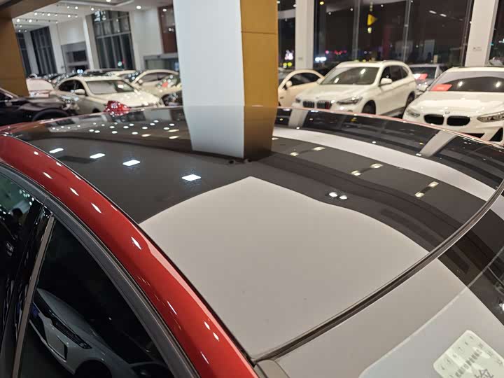 Volvo V40 2018 T 3 — фото 32