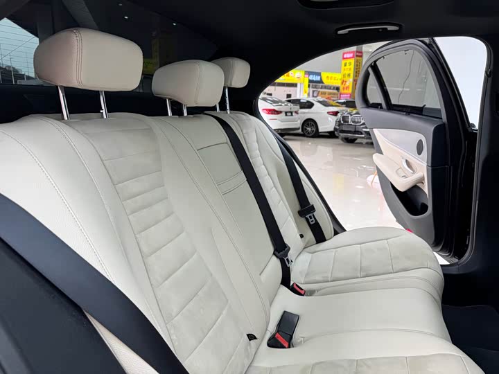 Mercedes-Benz E-Class 2017 E 300 Sport — фото 12