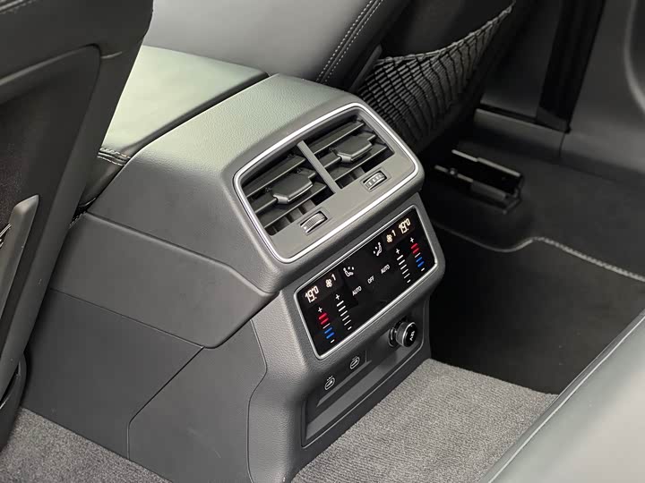 Audi A7 2024 55 TFSI quattro — фото 15