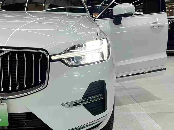 Volvo XC60 Hybrid 2025 Hybrid 4 WD — фото 25