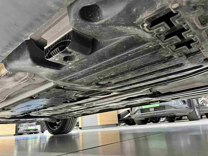 Volvo XC60 Hybrid 2025 Hybrid 4 WD — фото 30