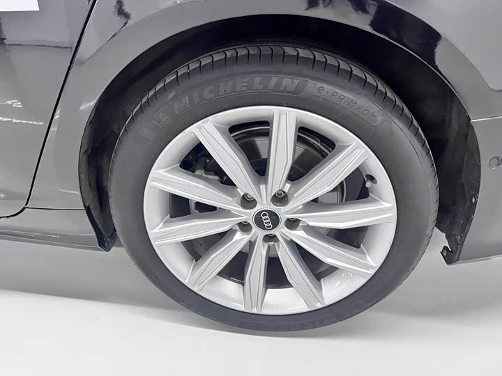 Audi A6L 2023 45 TFSI quattro — фото 14