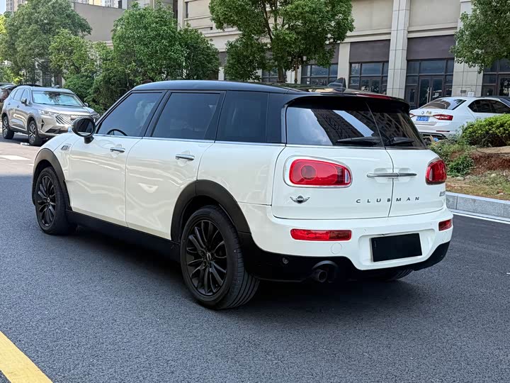 MINI Clubman — фото 7