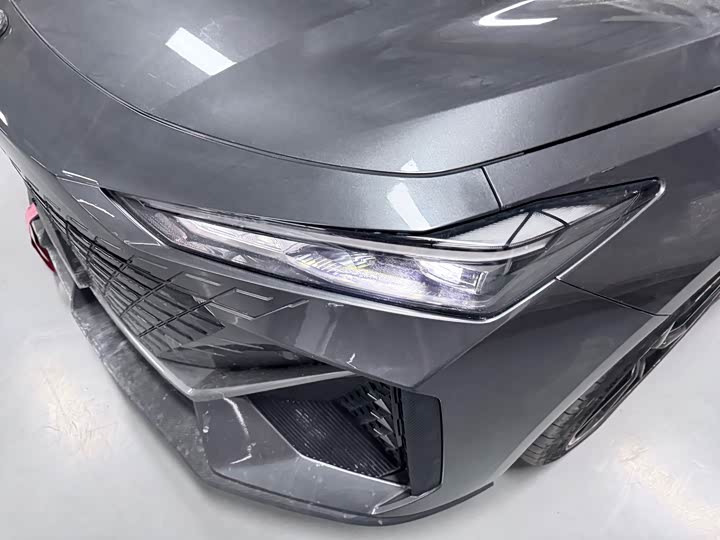 Changan UNI-V 2022 1.5 T — фото 4